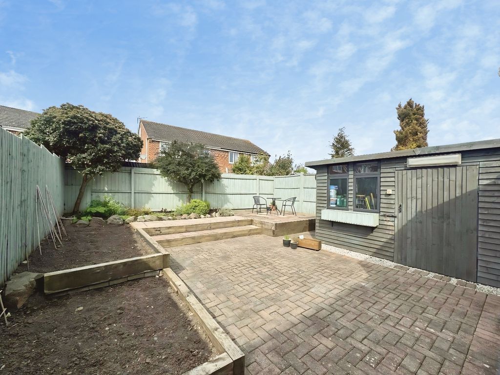 Property photo 2 of 22