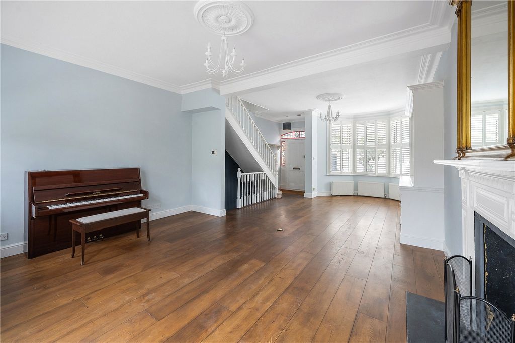 Property photo 3 of 22 Picture No. 07