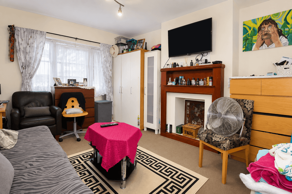 Property photo 3 of 10 Gallery