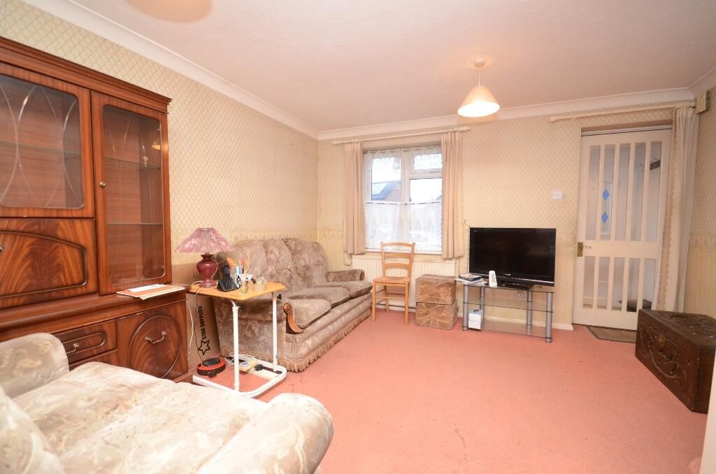 Property photo 2 of 14