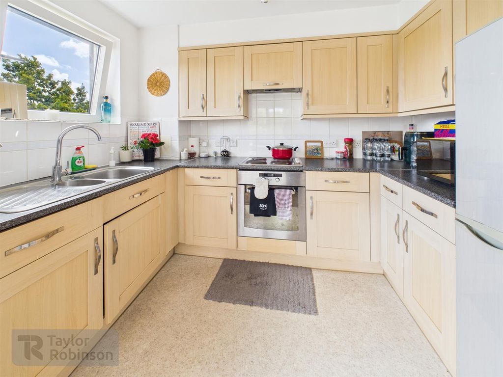 Property photo 3 of 7 Cam02600G0-Pr0553-Still004.Jpg