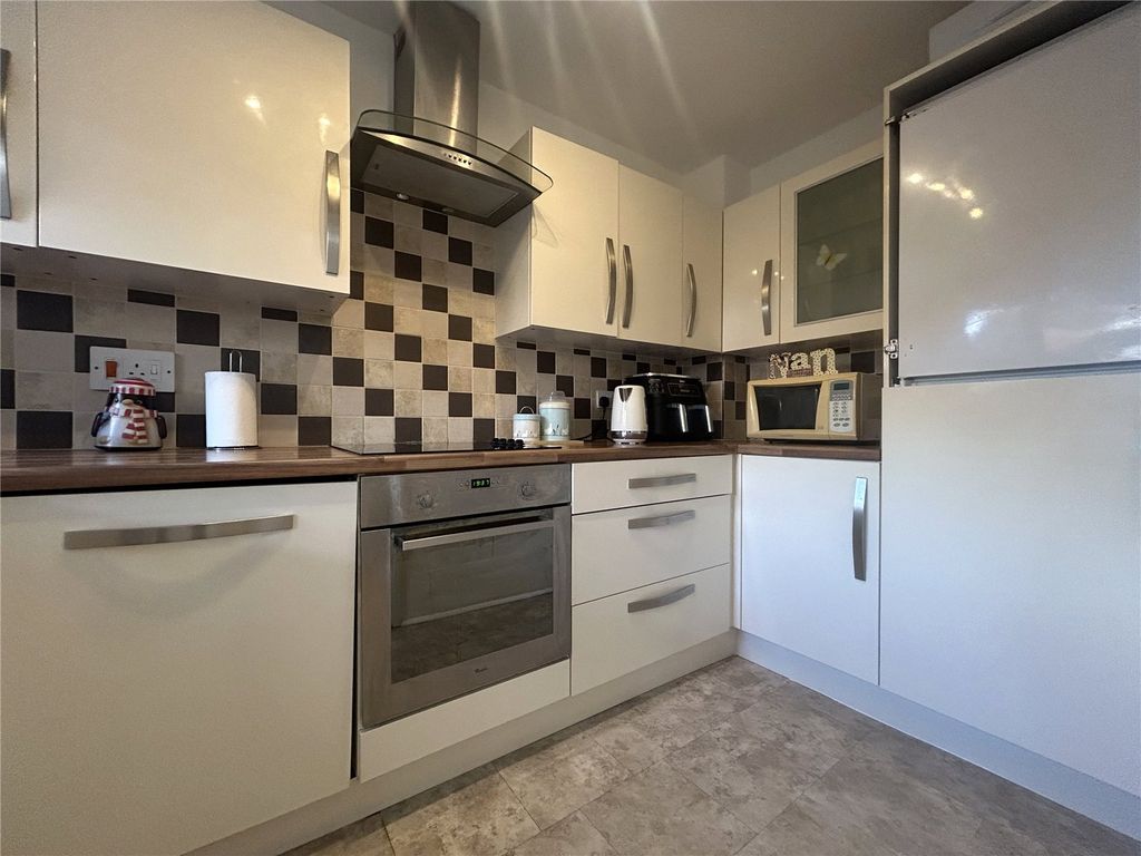 Property photo 2 of 11 Picture No. 08