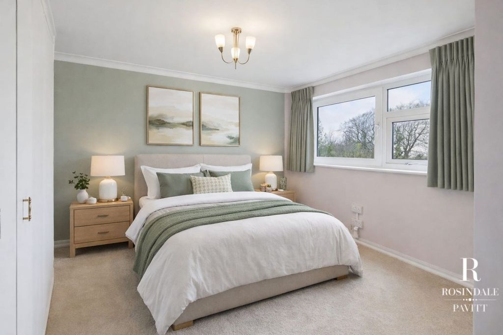 Property photo 3 of 19 Staged Bed 1 Photom