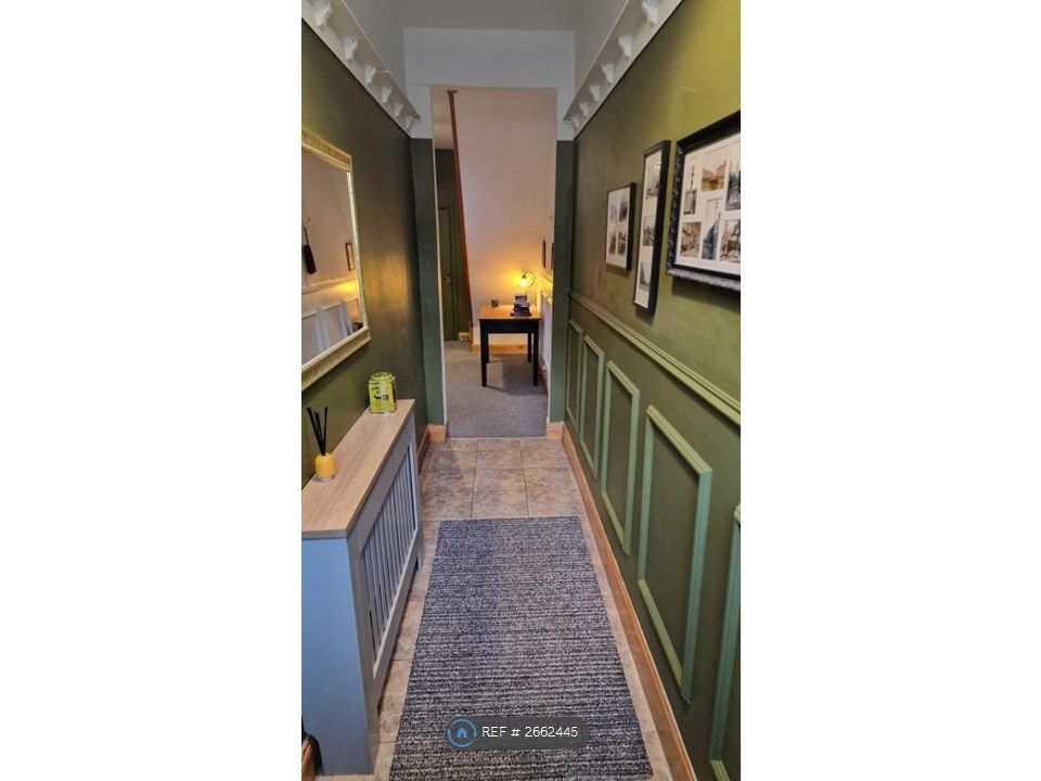 Property photo 2 of 23 Entrance Hallway