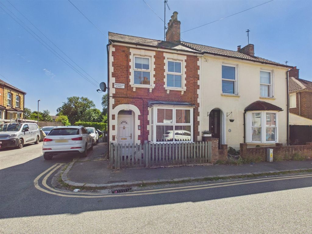 Property photo 1 of 10 Cam02435G0-Pr0315-Still015.Jpg