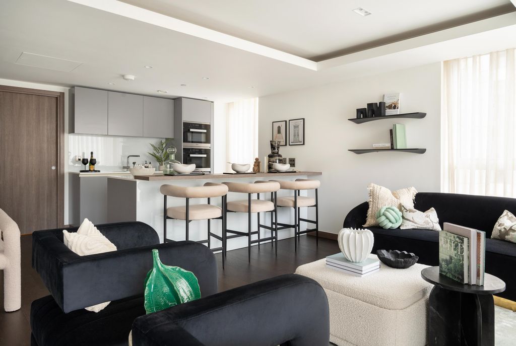 Property photo 2 of 12 Paddingtongardens-12.Jpg