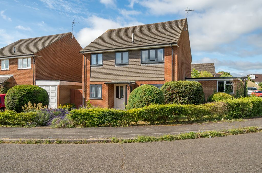 Property photo 1 of 10 1313316-1-685Bbe4c51c0B-Arw