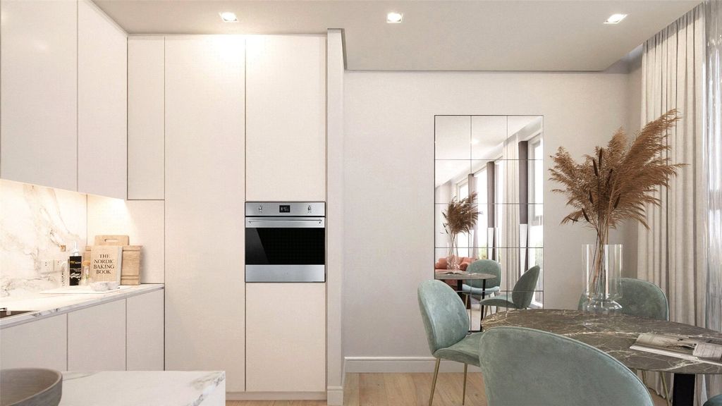 Property photo 3 of 15 Kitchen Dining