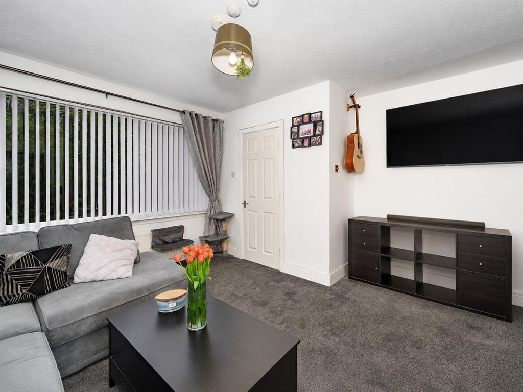Property photo 3 of 13 1 Orchard Court Dundee-3.Jpg