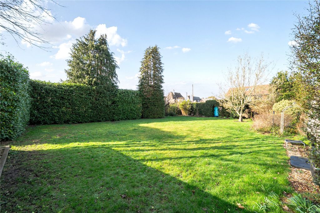 Property photo 2 of 14 Picture No. 24