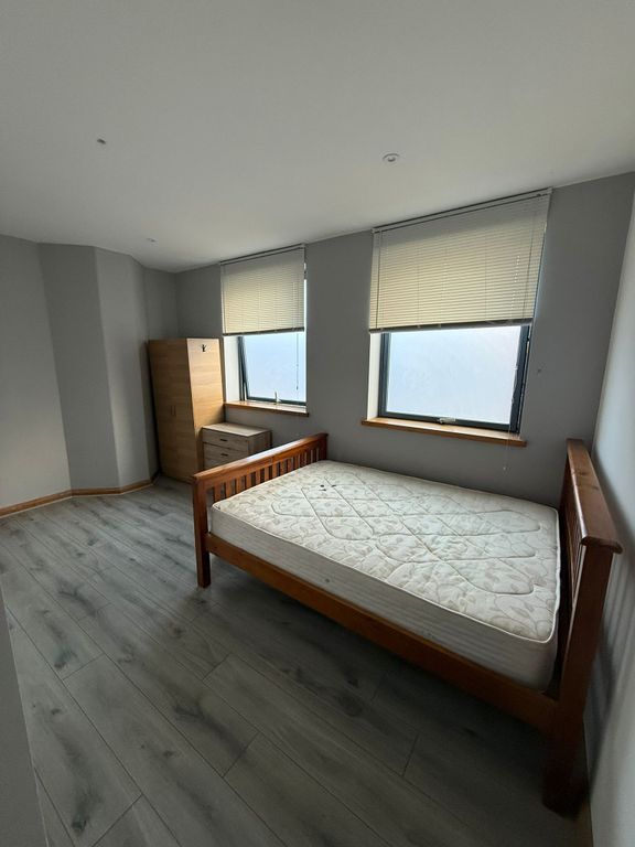 Property photo 1 of 4