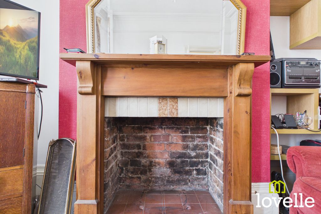Property photo 3 of 15
