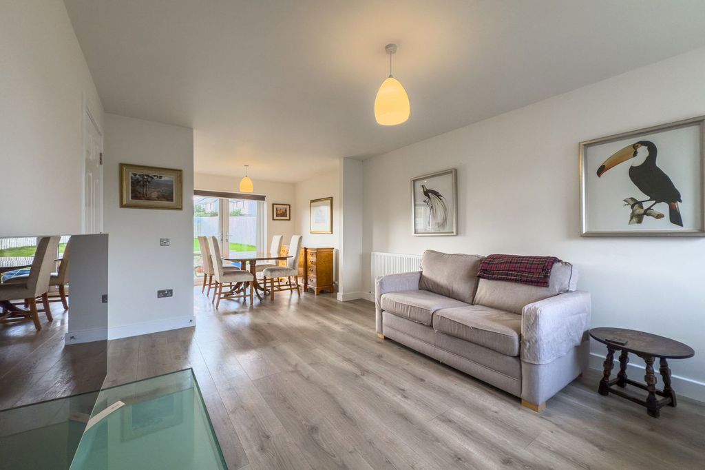 Property photo 2 of 24