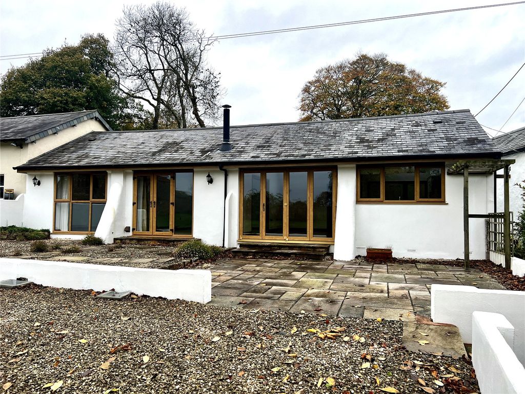 Property photo 2 of 13 Picture No. 01