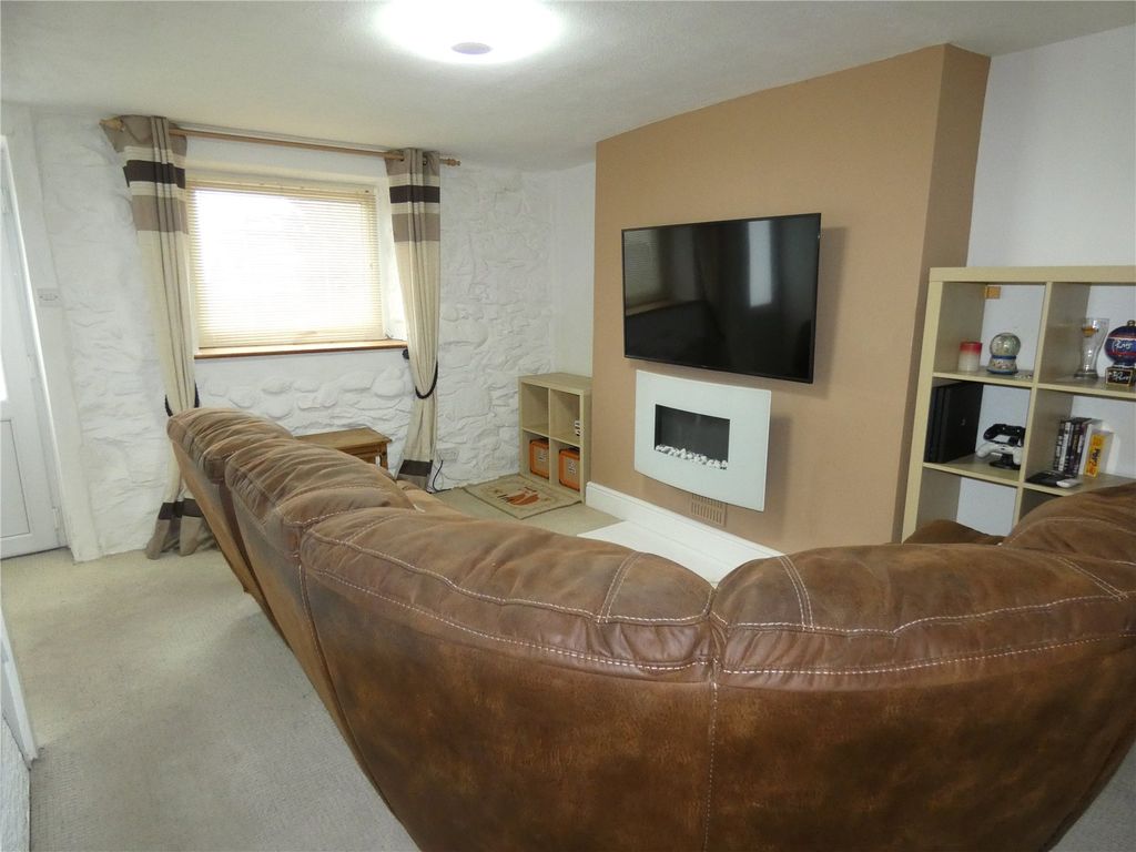 Property photo 3 of 12 Picture No. 01