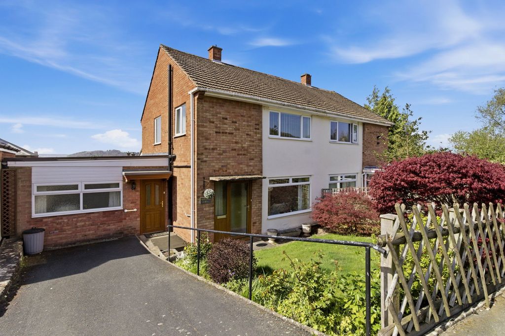 Property photo 1 of 21