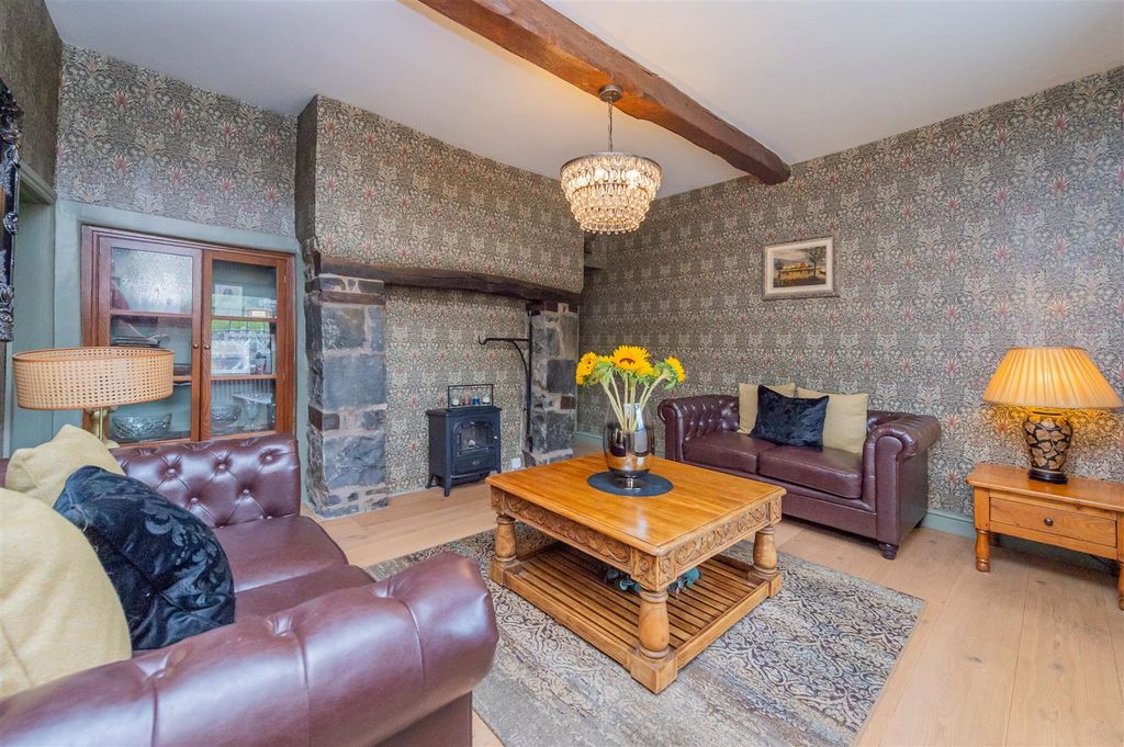 Property photo 3 of 42 Sitting Room