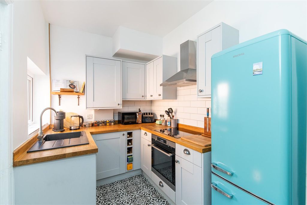 Property photo 2 of 18 Edit-3874.Jpg