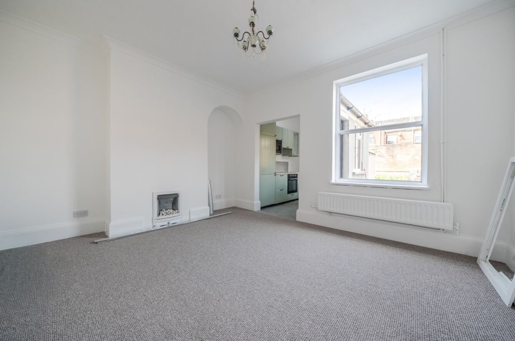 Property photo 2 of 12 1478681-6-6A3A55d0d899E