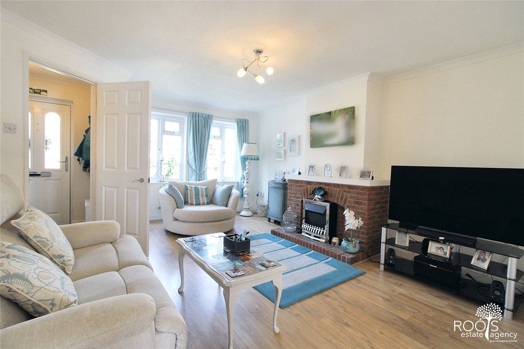 Property photo 3 of 10 Picture No. 05
