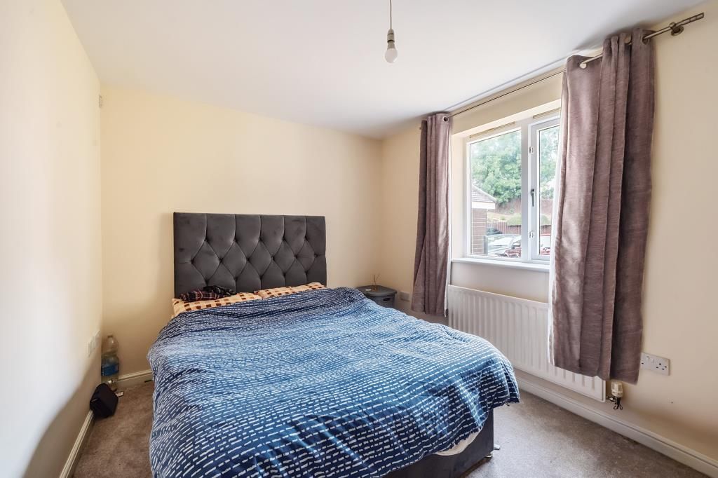 Property photo 2 of 9 Bedroom