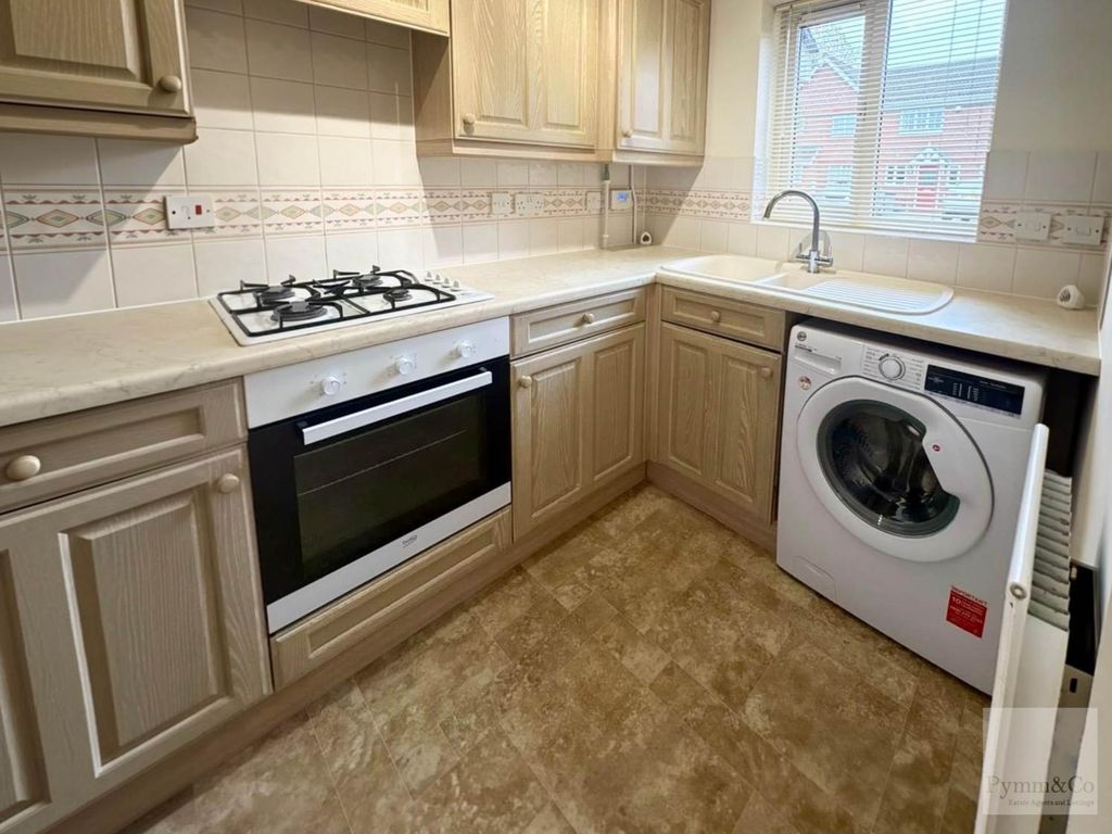 Property photo 2 of 16