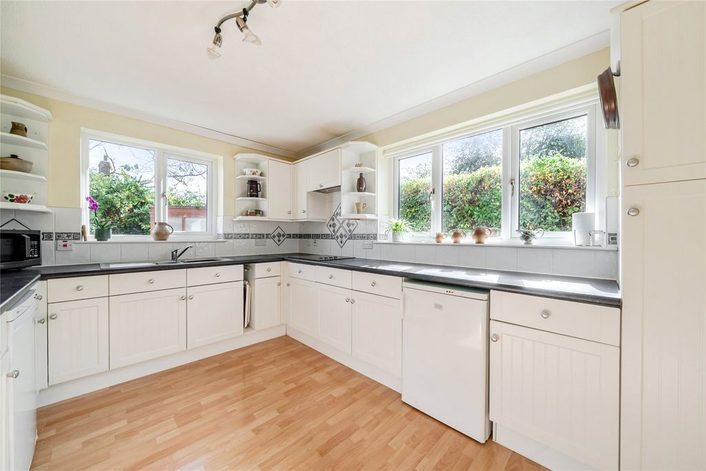 Property photo 3 of 26 Picture No. 12