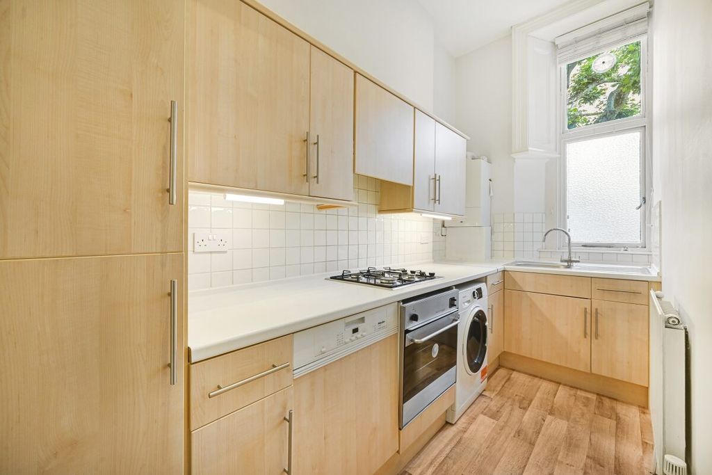 Property photo 2 of 7 Thurloe Street (5)