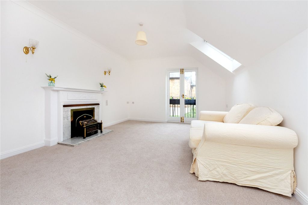 Property photo 3 of 14 Picture No. 19