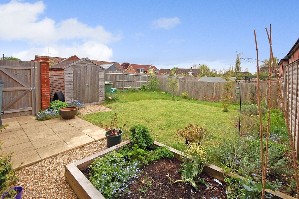 Property photo 2 of 11