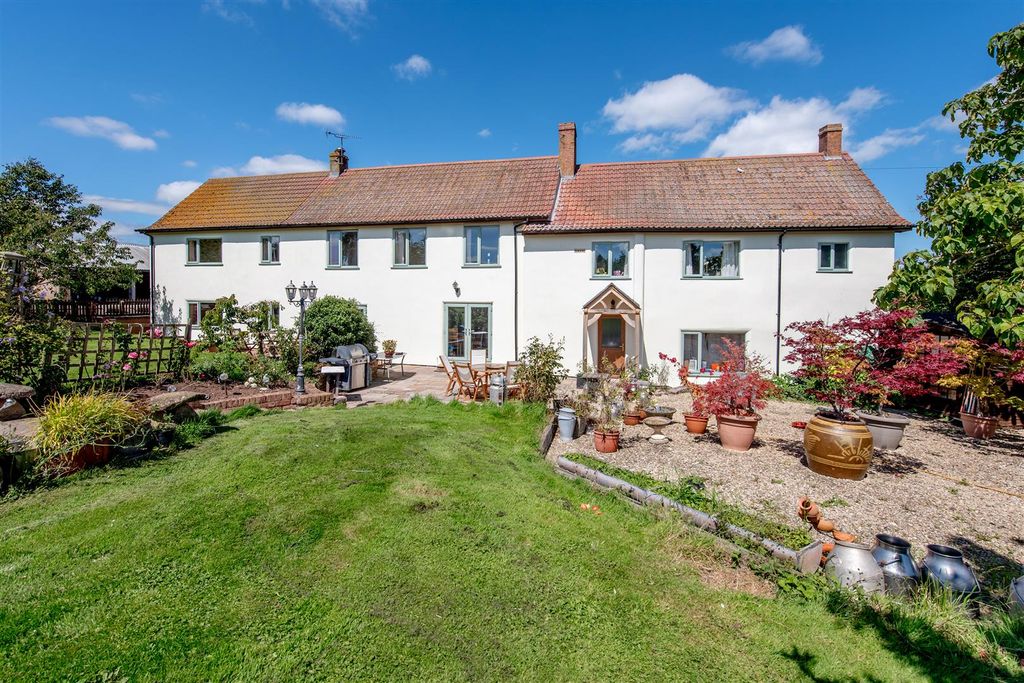 Property photo 2 of 32 Image04.Jpg
