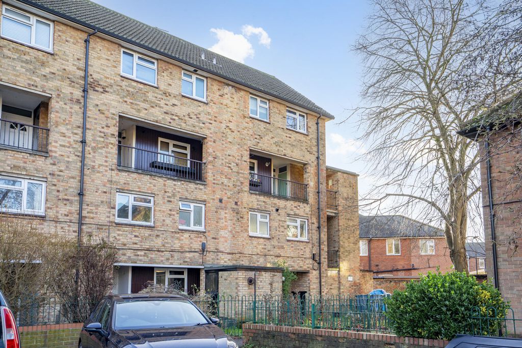 Property photo 1 of 13 Front (Exterior)