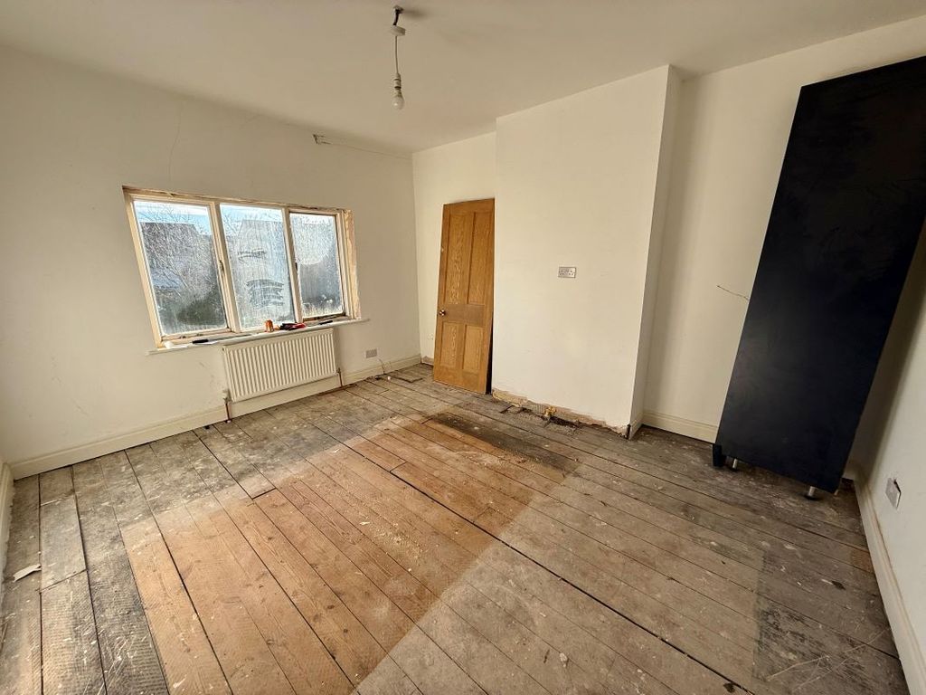 Property photo 3 of 10 Image 3