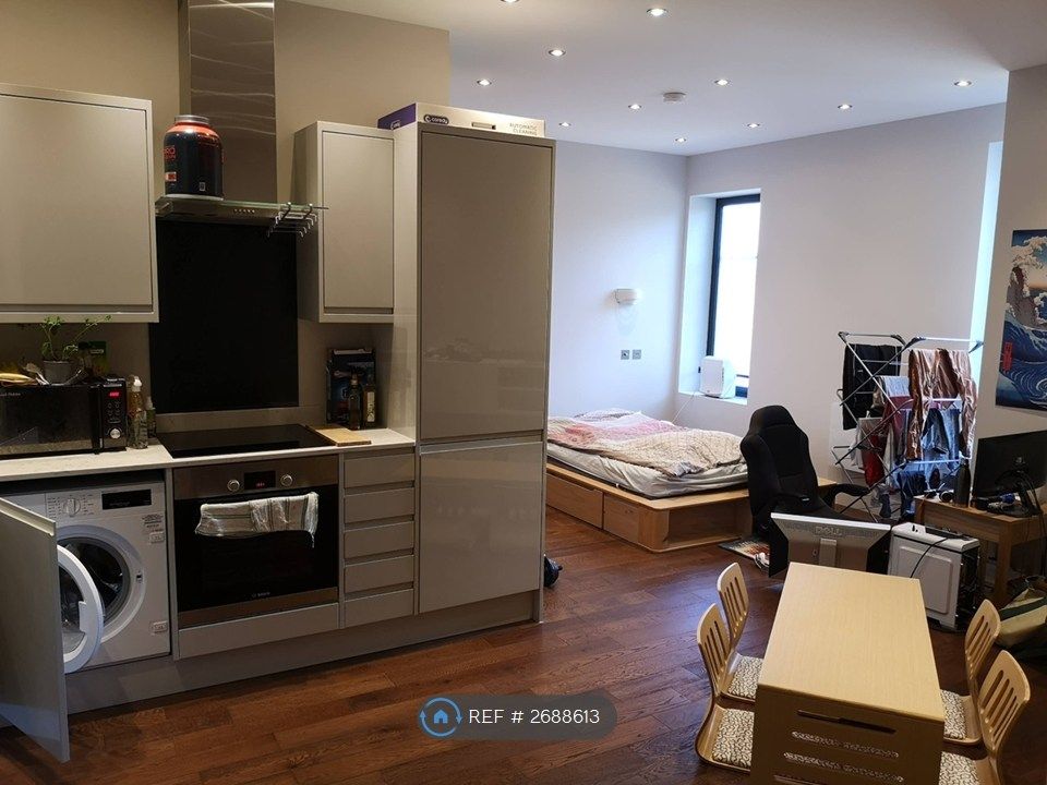 Property photo 1 of 3