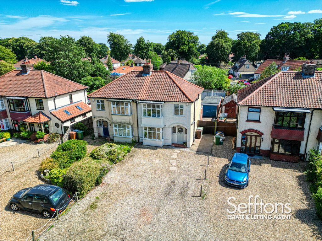Property photo 2 of 26 Dji_0162_4