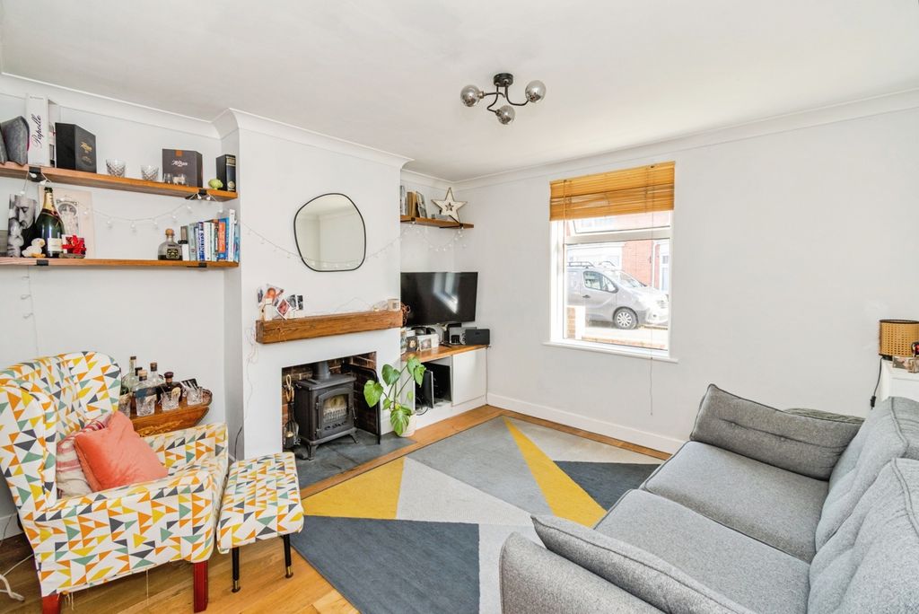 Property photo 2 of 13 Pbox-Img.Jpg