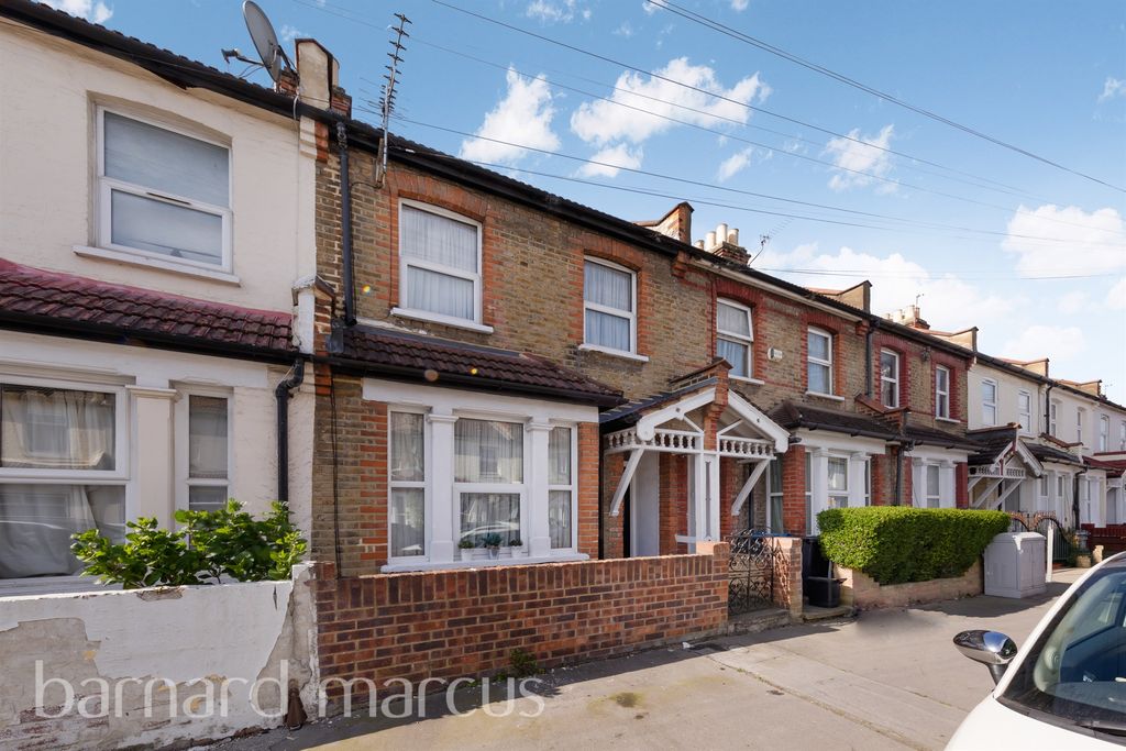 Property photo 1 of 13