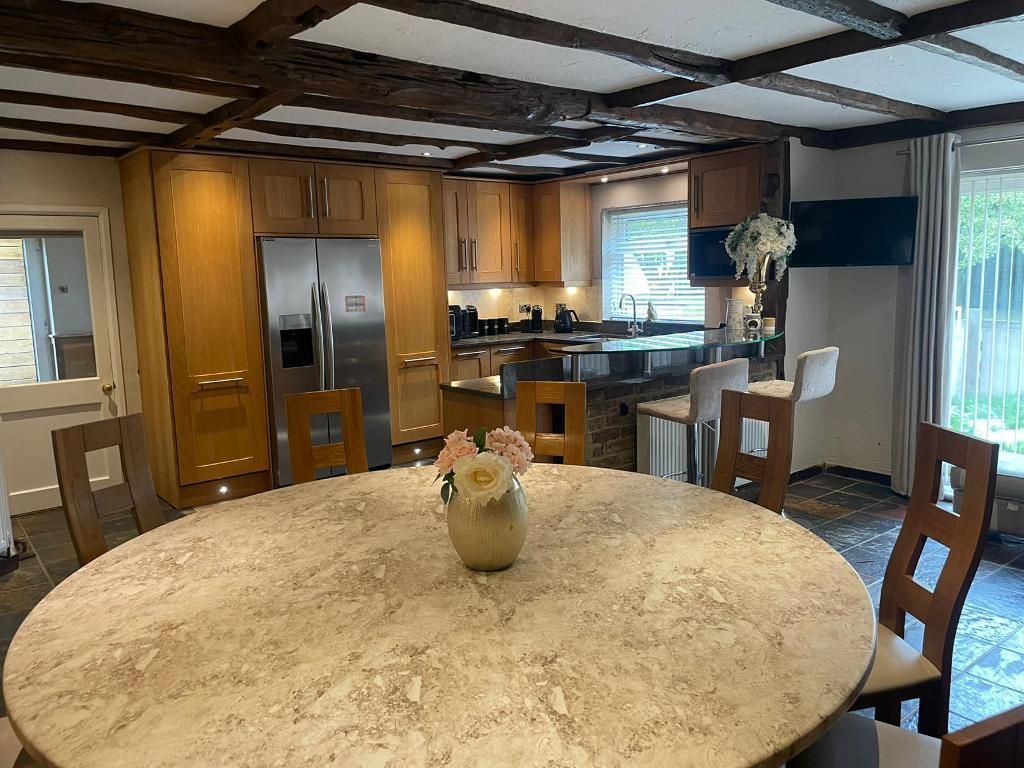 Property photo 2 of 6 Photo 2