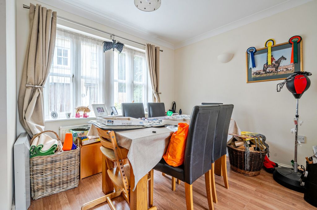 Property photo 3 of 11 1371416-18-68Fa12...