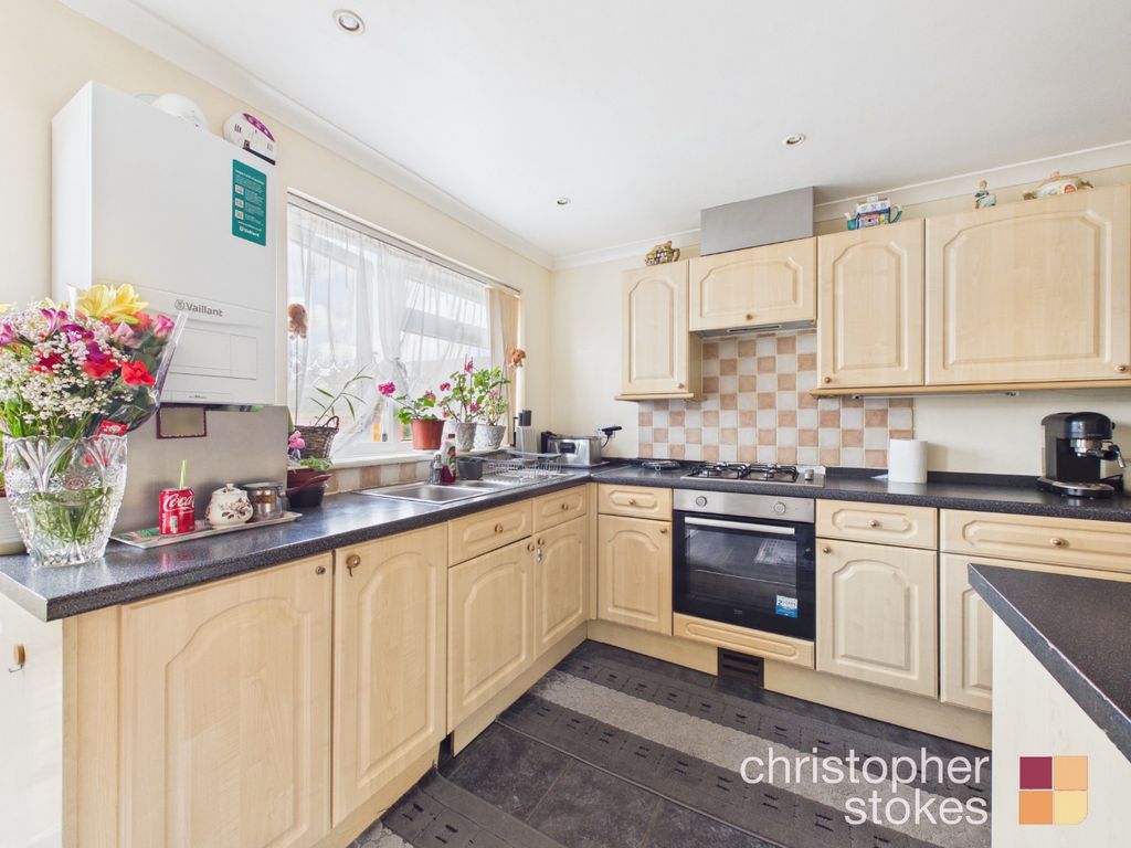 Property photo 3 of 21 5265814