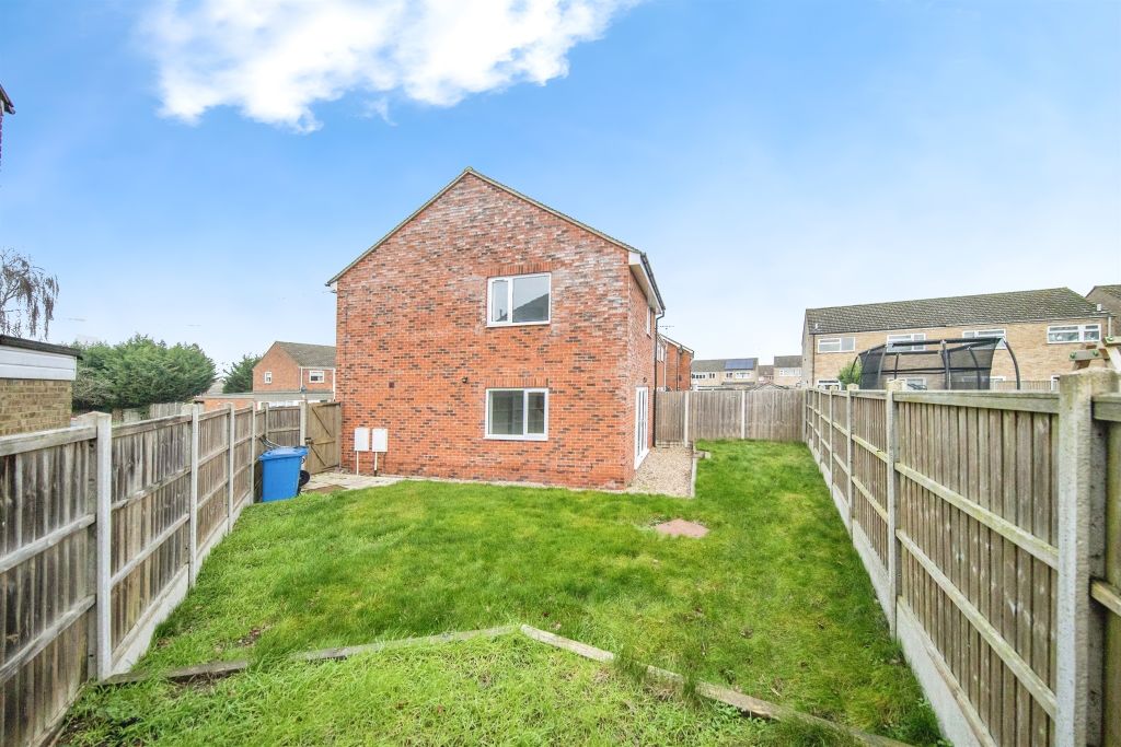 Property photo 3 of 13