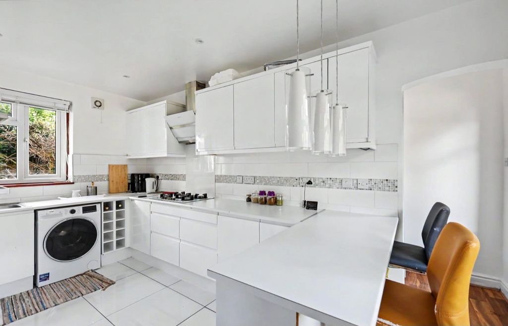 Additional image 16 of 5 bed detached house for saleClay Hill, Enfield EN2