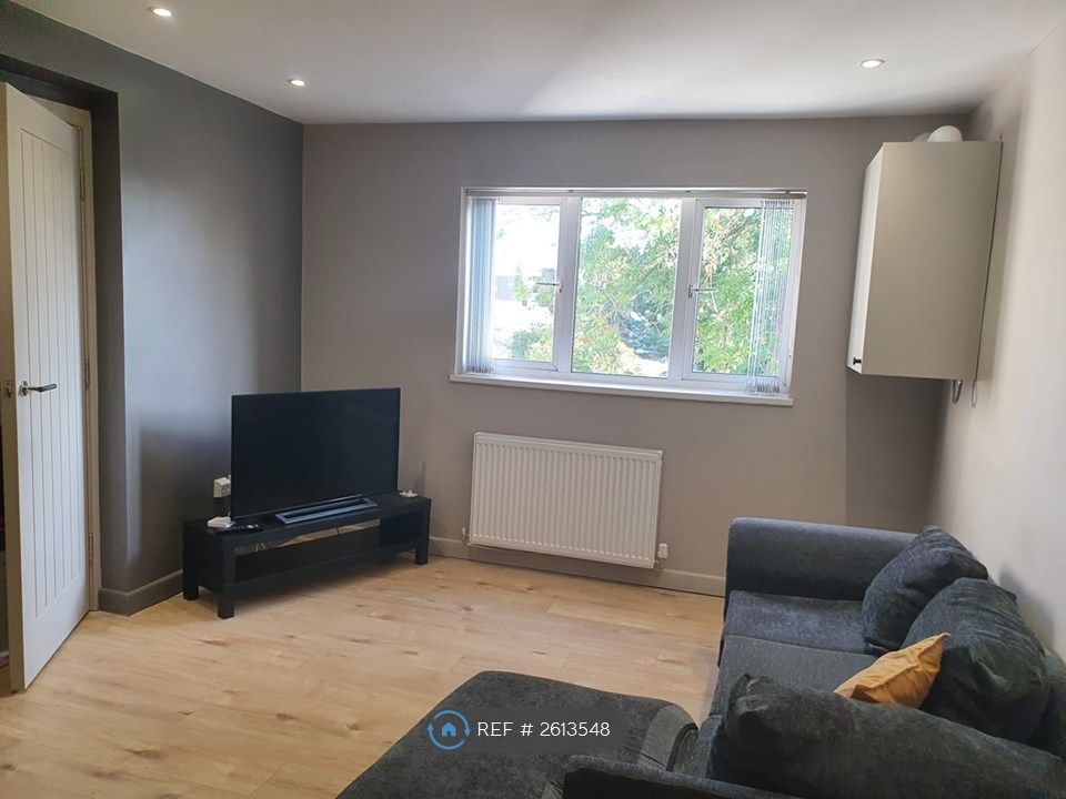 Property photo 2 of 5