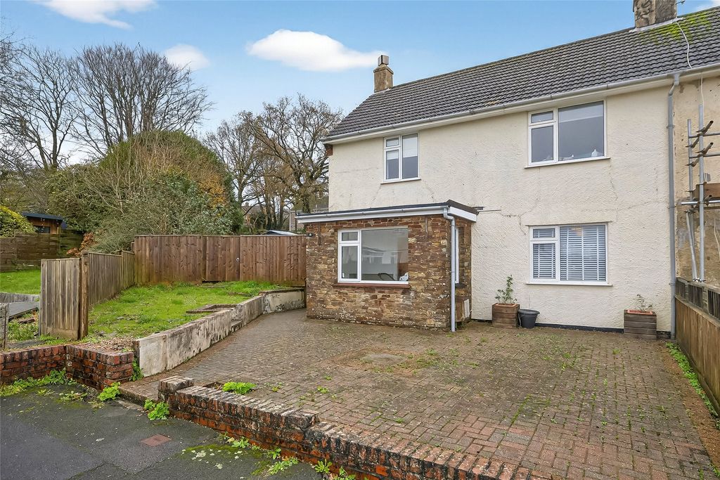 Property photo 1 of 21 Picture No. 02