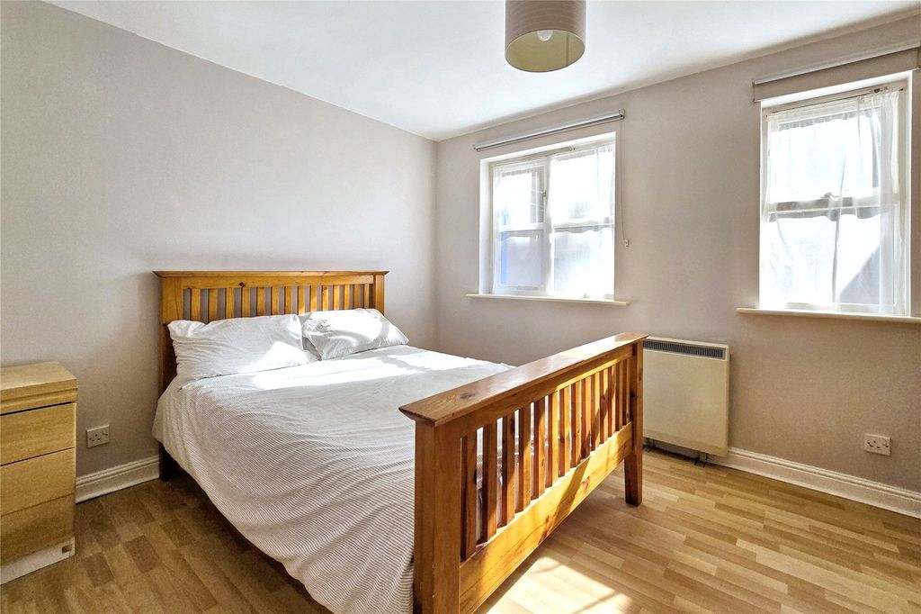 Property photo 3 of 20 Picture No. 40