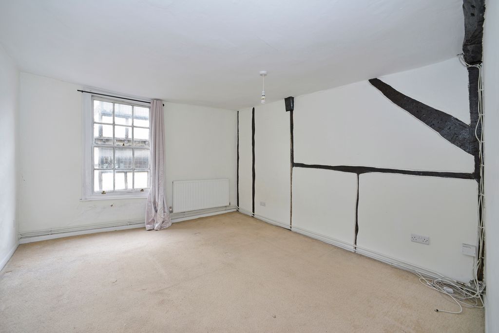 Property photo 2 of 8 Sitting Room