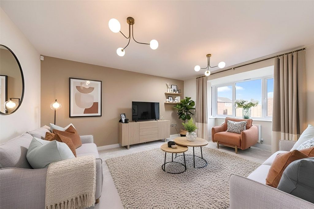 Property photo 1 of 13 Living Room