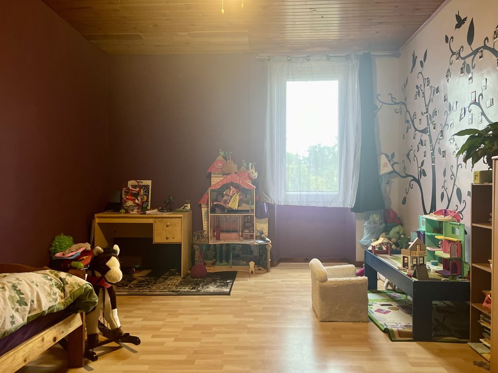 Property photo 3 of 14