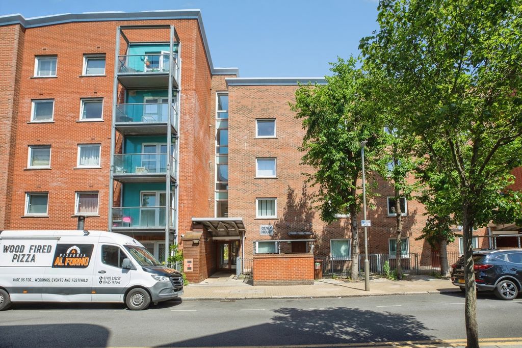 Property photo 1 of 19 Pbox-Img.Jpg