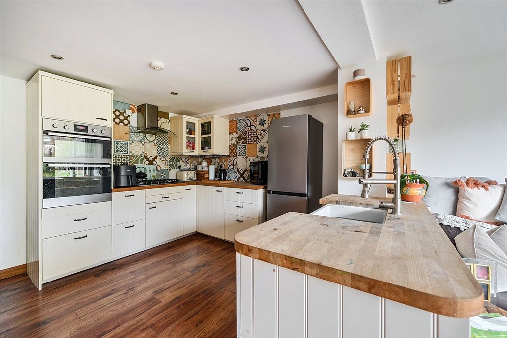 Property photo 3 of 20 Picture No. 37